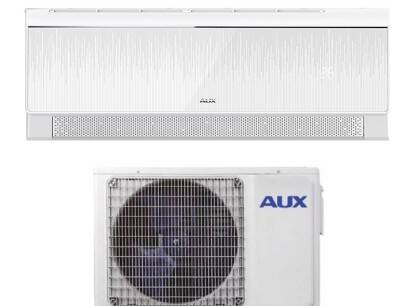 AUX